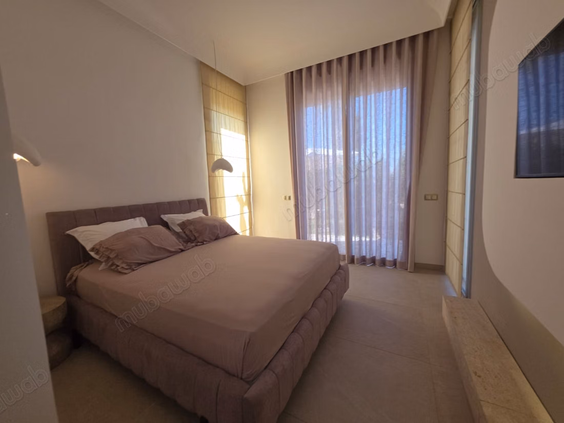 Villa de Prestige à Vendre – Route d’Amezmiz