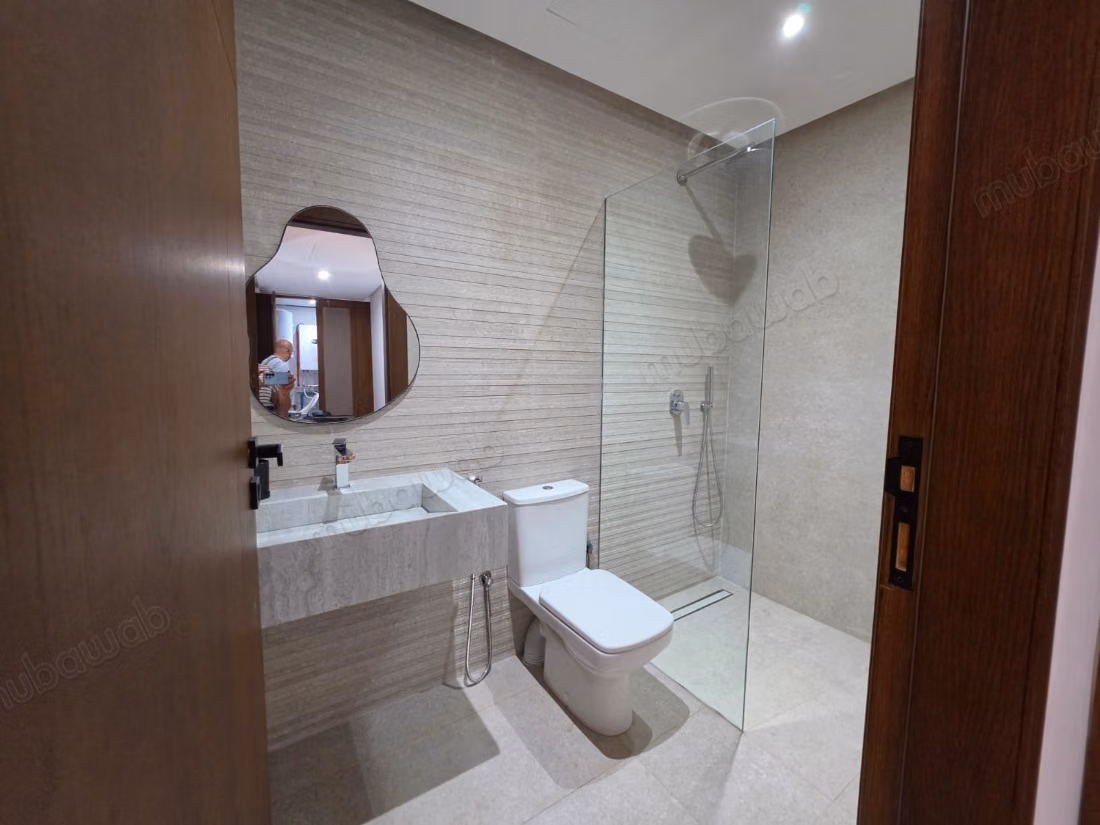 Villa de Prestige à Vendre – Route d’Amezmiz