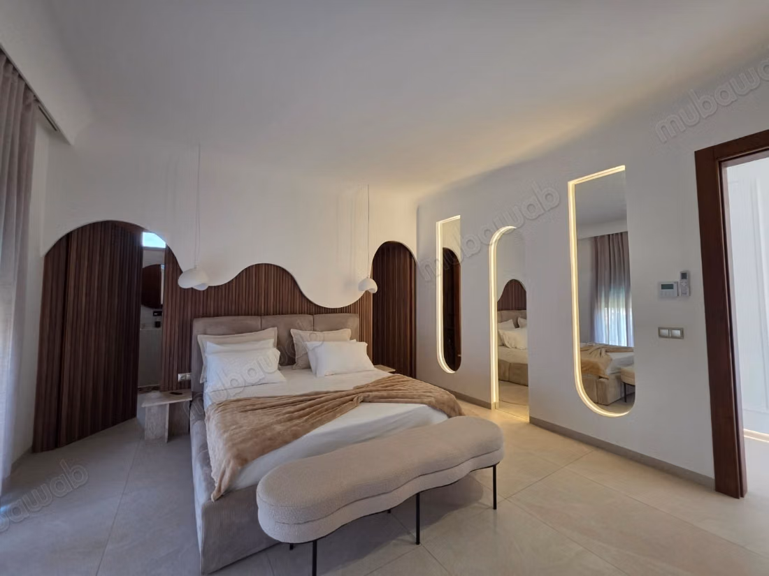 Villa de Prestige à Vendre – Route d’Amezmiz