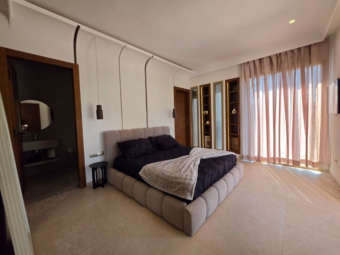 Villa de Prestige à Vendre – Route d’Amezmiz