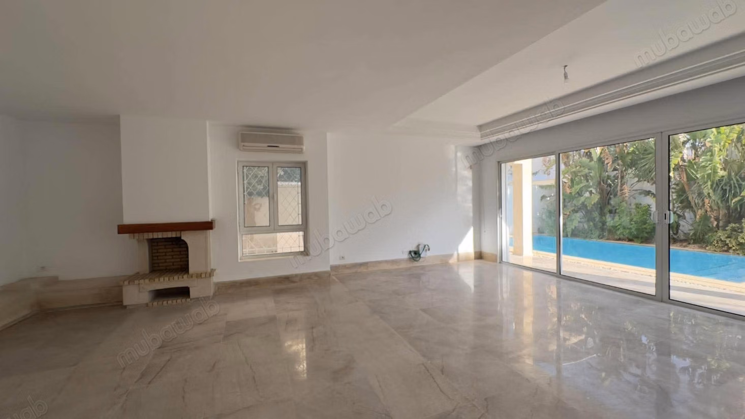 In affitto Villa S5 con piscina al Lago 2