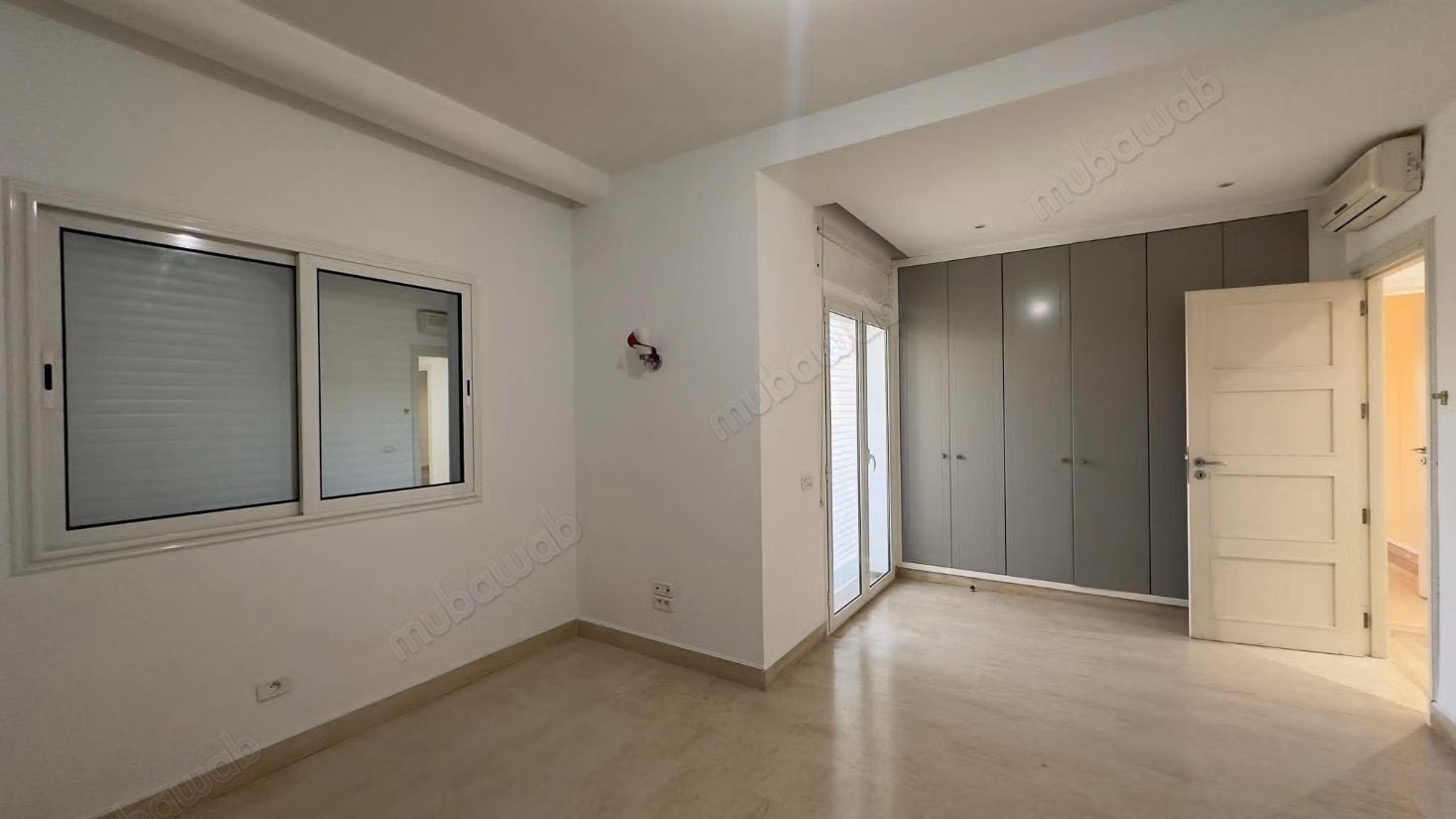 In affitto Villa S5 con piscina al Lago 2