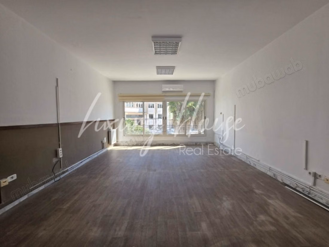 Villa S11 a Mutuelleville con giardino