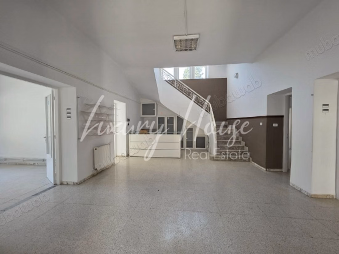 Villa S11 a Mutuelleville con giardino