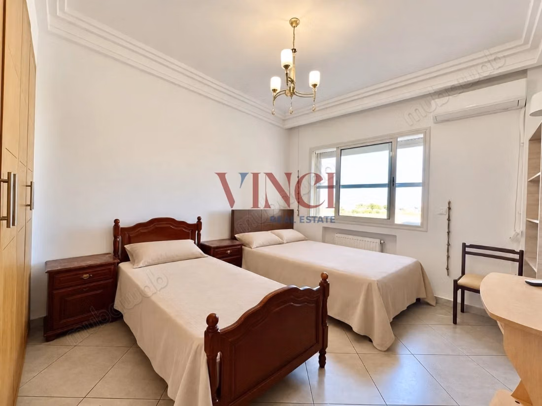 À vendre un appartement en S3 aux Berges du Lac 2