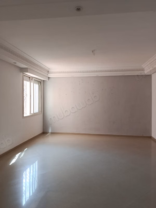 Appartement 3 pièces avec balcon à Ain Borja