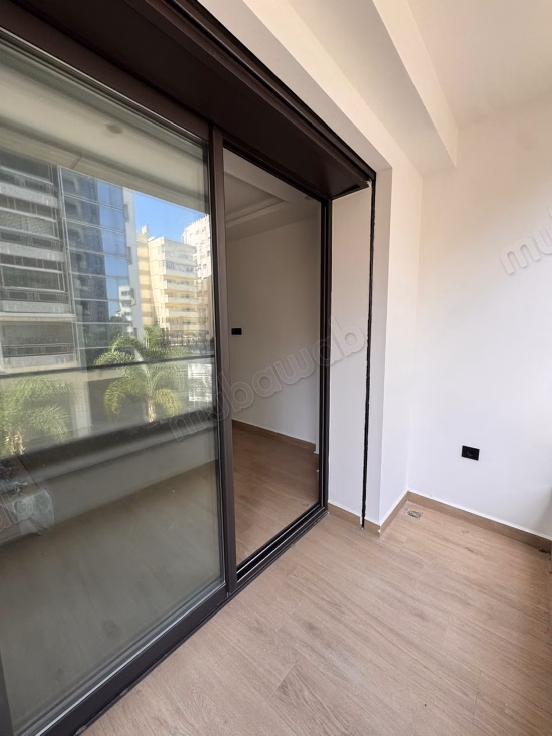 Spacieux appartement à iberia