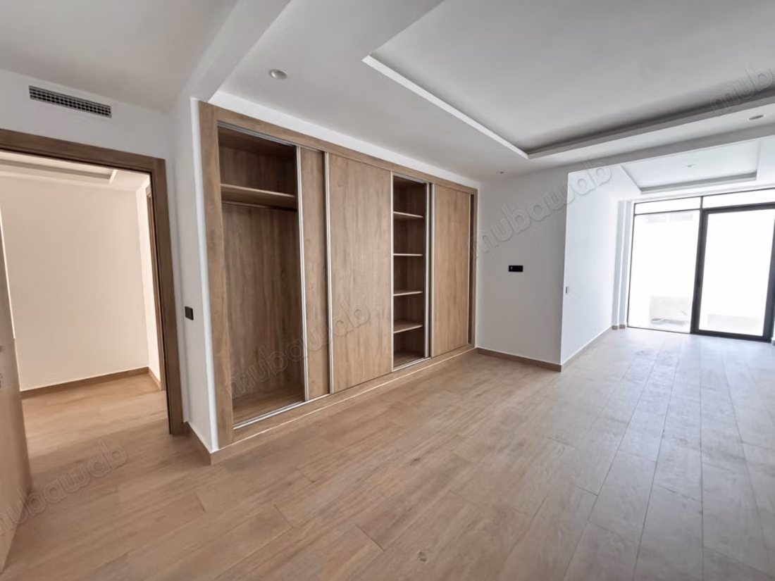 Spacieux appartement à iberia