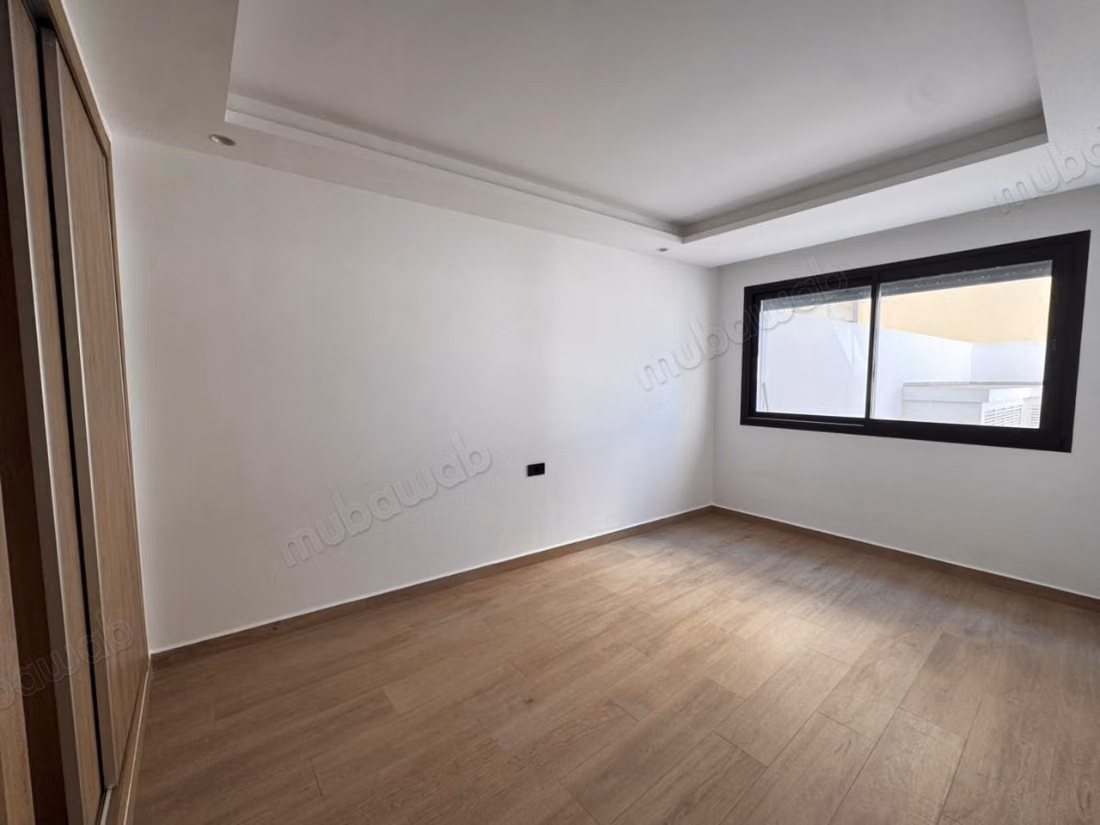 Spacieux appartement à iberia
