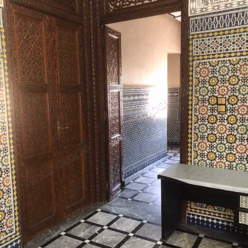 Villa à Vendre de 830.0 m² à Casablanca, Polo Maarif