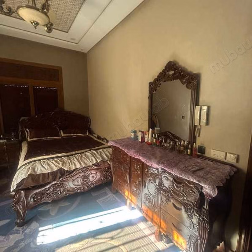 Villa à Vendre de 830.0 m² à Casablanca, Polo Maarif