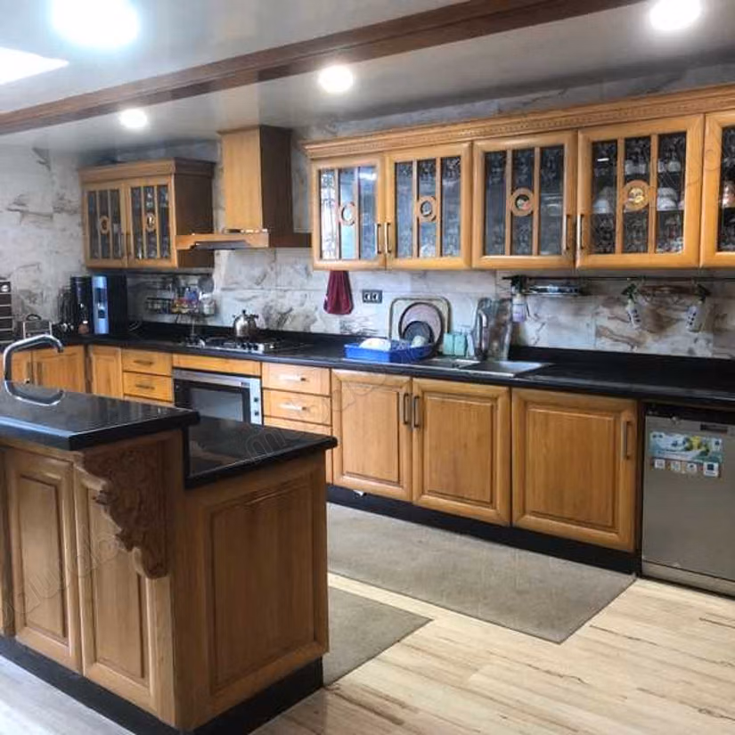Villa à Vendre de 830.0 m² à Casablanca, Polo Maarif