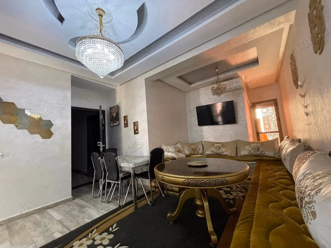 Appartement meublé à louer situé à Izdihar