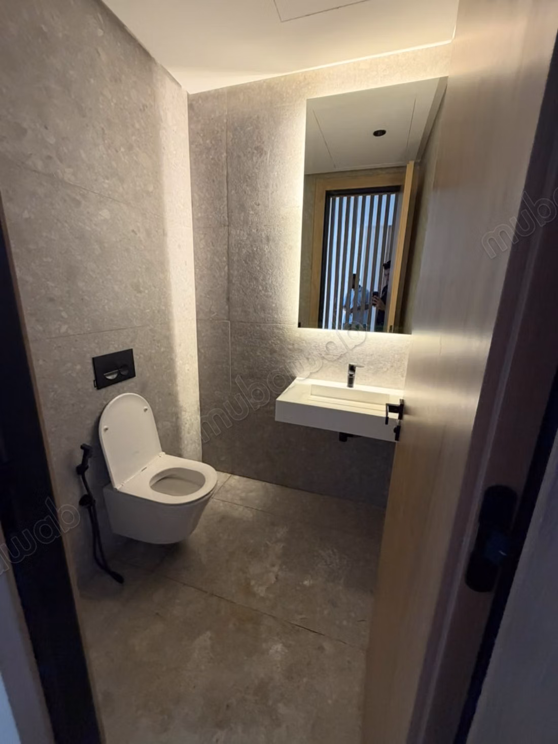 Louez cet appartement à Souissi. 3 chambre