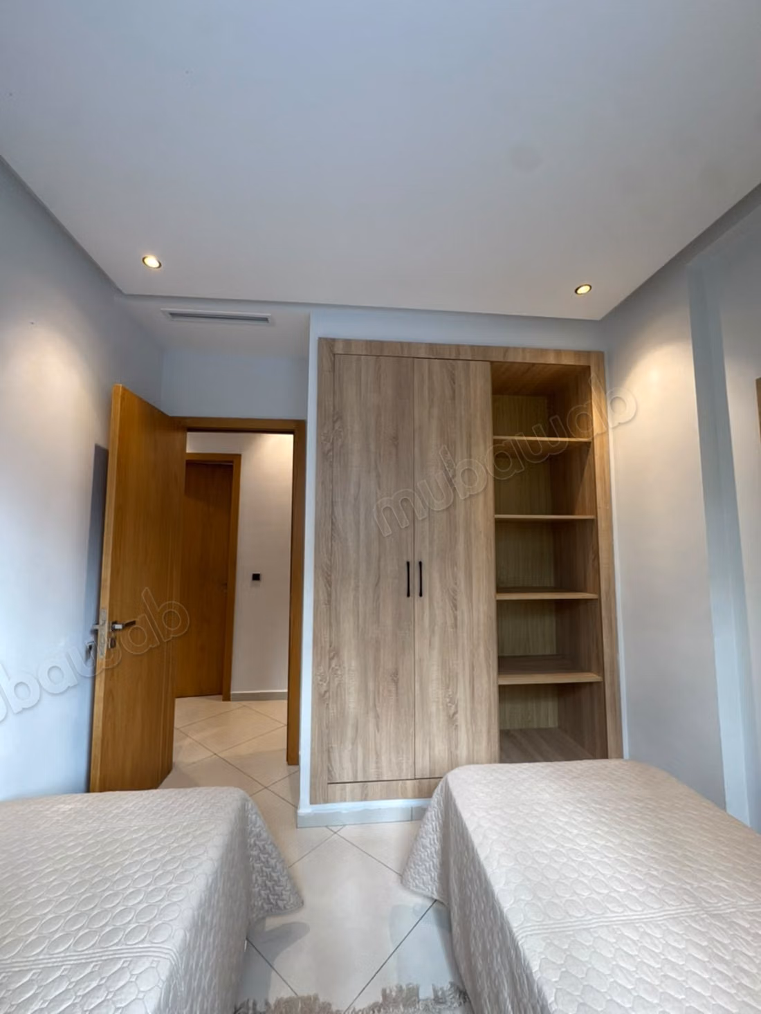 Moderne appartement à louer du golf