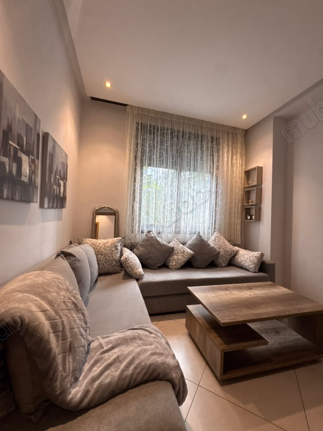 Moderne appartement à louer du golf
