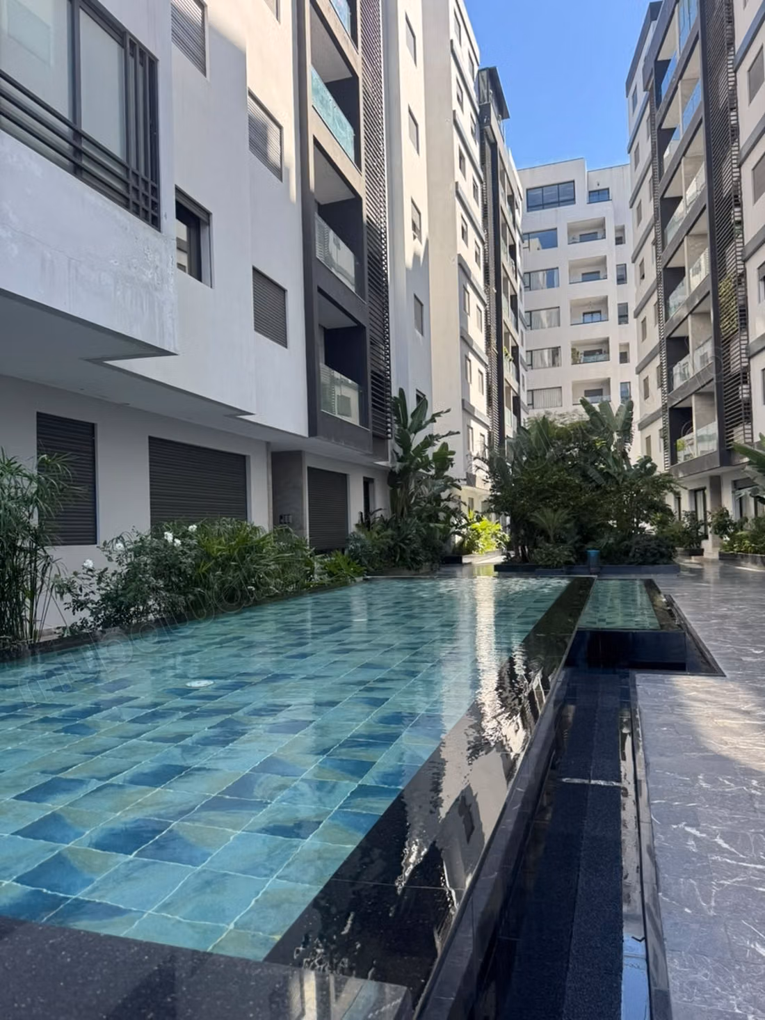 Moderne appartement à louer du golf
