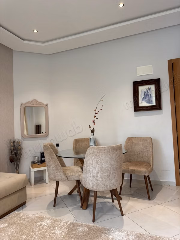 Moderne appartement à louer du golf