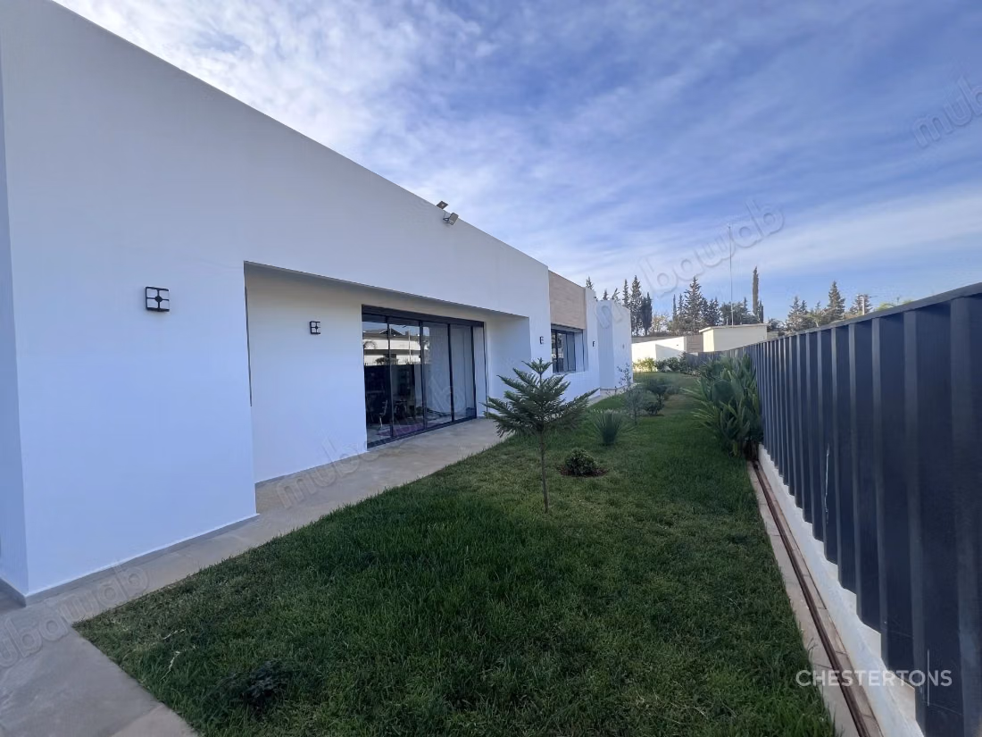 Villa contemporaine de plain pied dans la résidence du Golf Royal de Fès