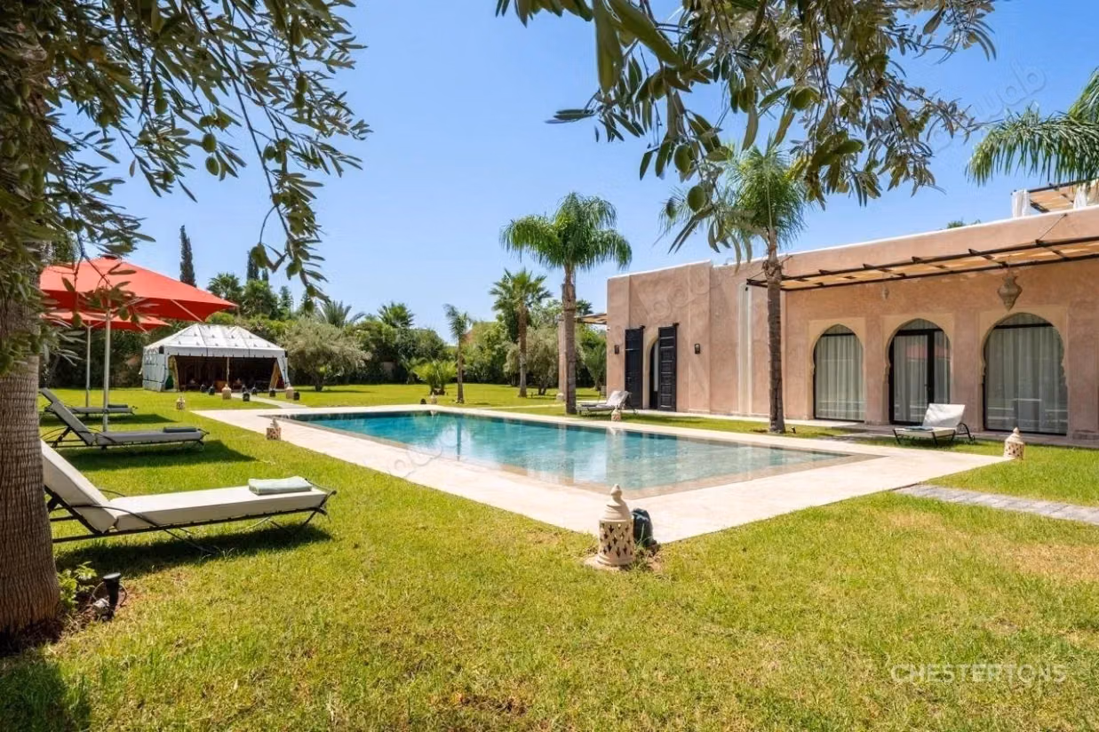 Villa de caractère Face à l'Atlas 
Rte de Ouarzazate 
Marrakech