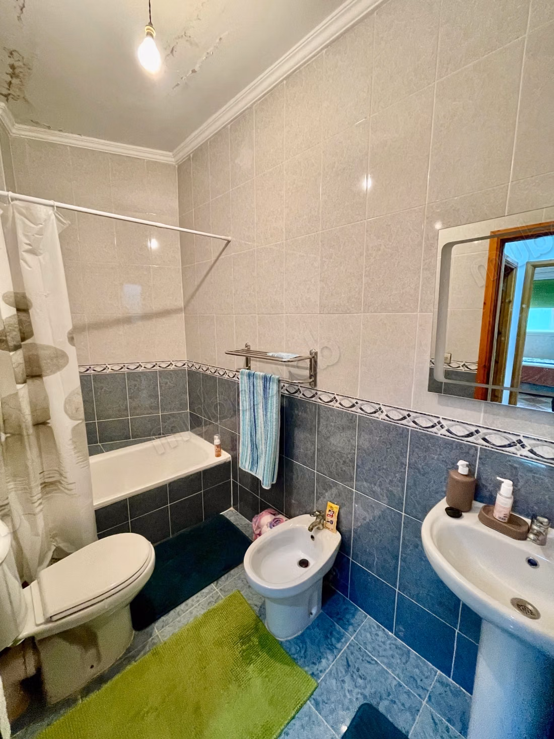 Louez cet appartement à Tanja Balia. 
2 chambres agréables. 
Meublé
