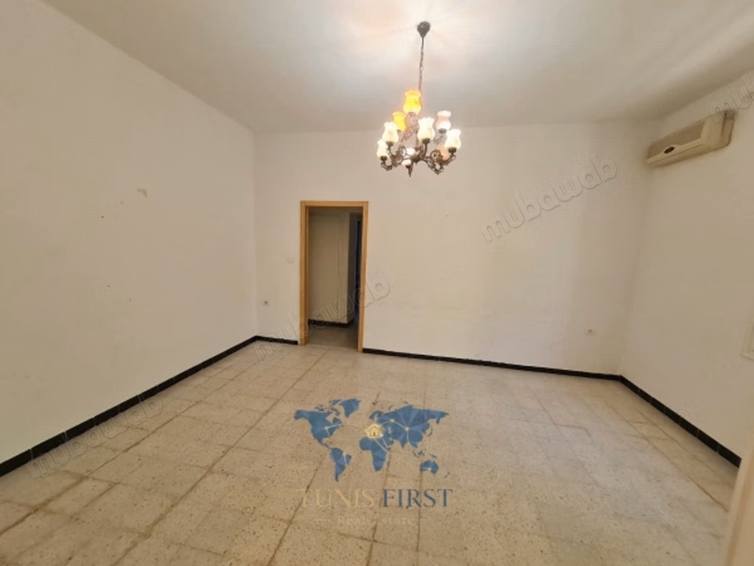 À Louer Rez de chaussée de villa S4 à Mutuelle Vil