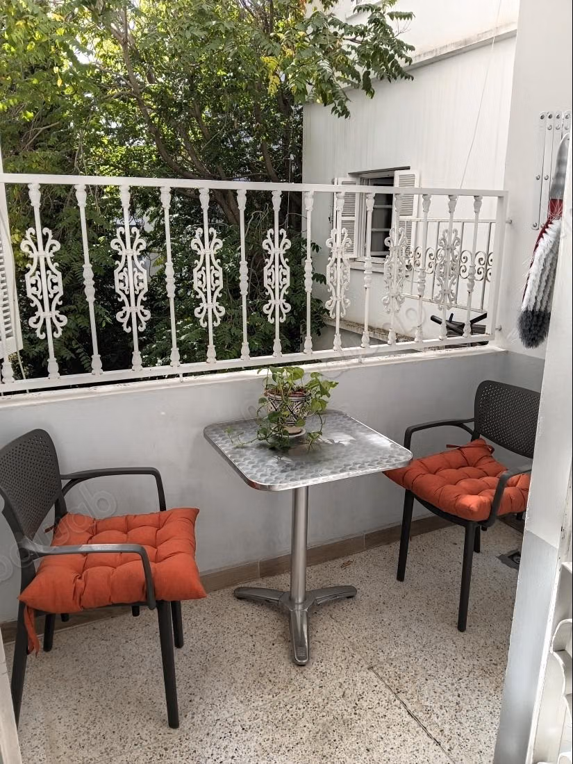 Cherchez des appartements à vendre à Iberie. 4 belles chambres. Bien meublé