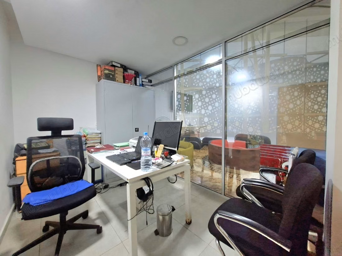 Plateau de bureaux à louer racine