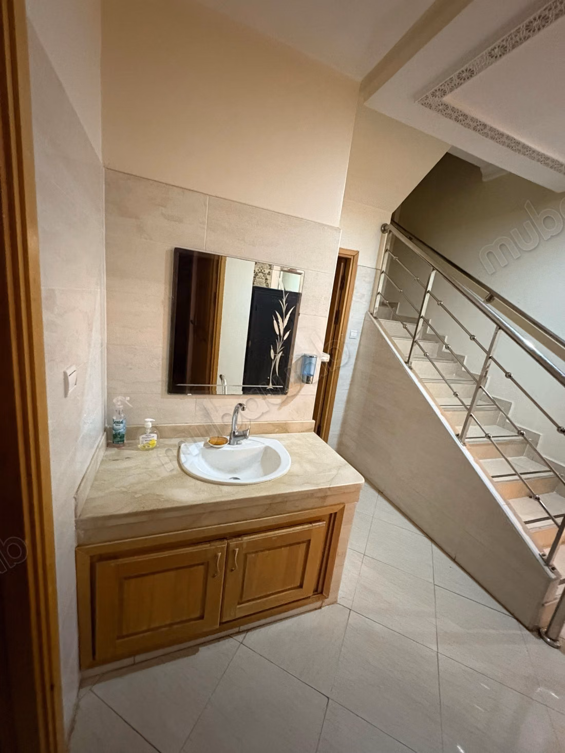 Somptueuse villa à vendre à Riyad. 4 chambres agréables. Parking