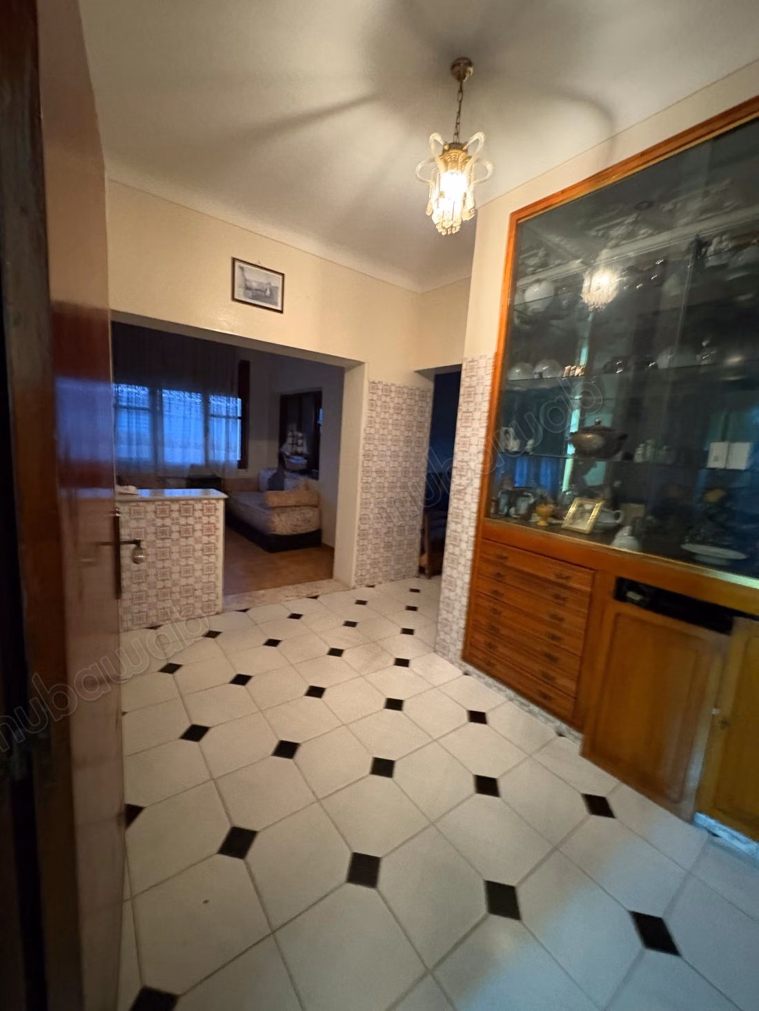 Somptueuse villa à vendre à Riyad. 4 chambres agréables. Parking