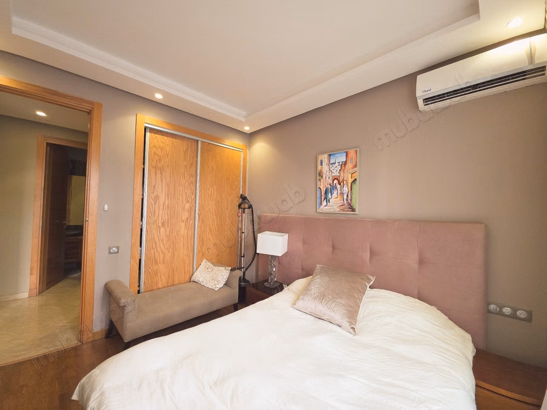 Racine Eleganza e Comfort, 170m 4 stanze