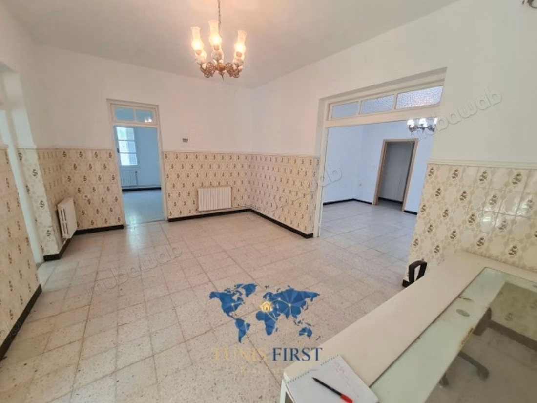 In Affitto Piano Terra di Villa per Uso Ufficio a Mutuelle
