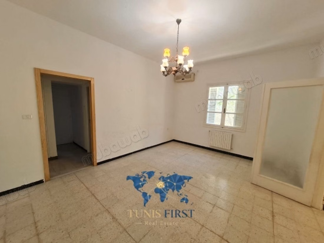In Affitto Piano Terra di Villa per Uso Ufficio a Mutuelle