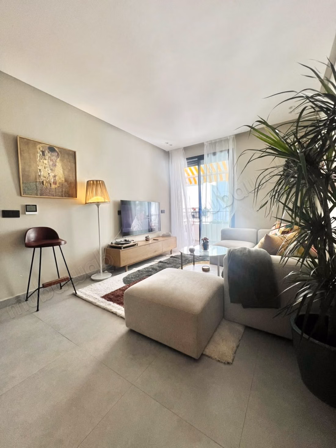 Studio Premium avec belle terrasse