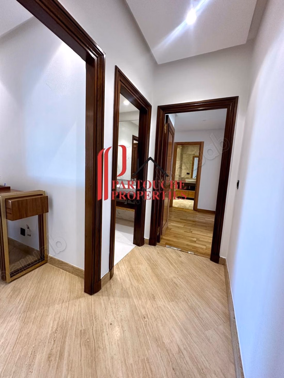 3 camere da letto con stanza personale. Arredato 220m² Gauthier terrazza