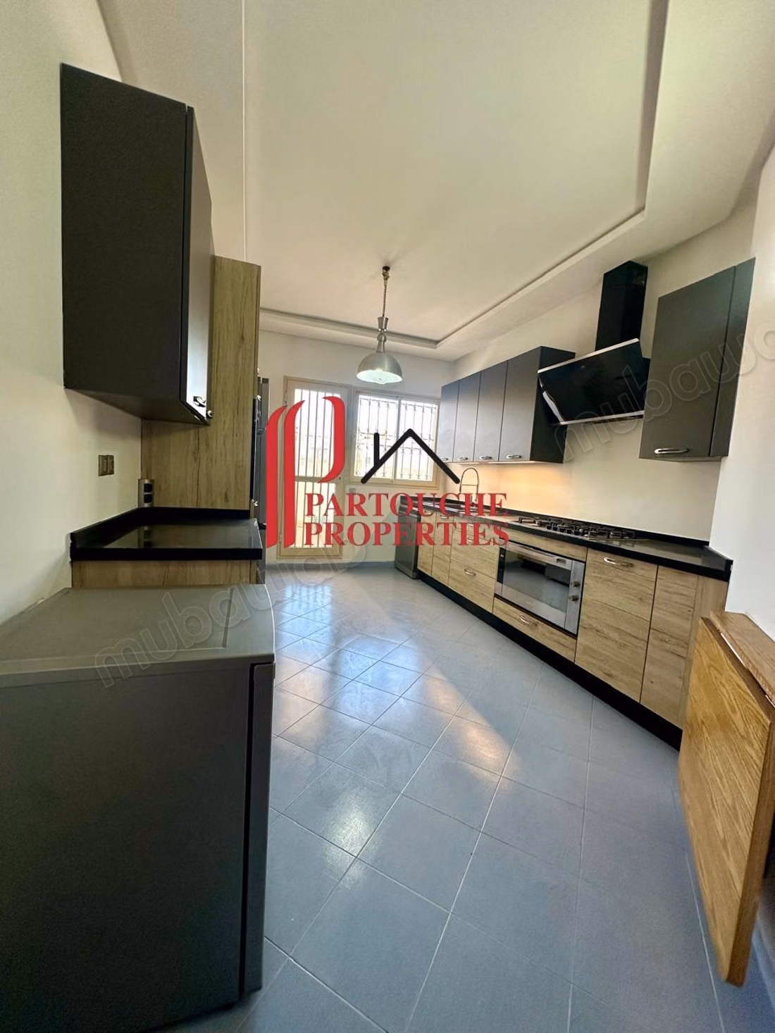 3 camere da letto con stanza personale. Arredato 220m² Gauthier terrazza