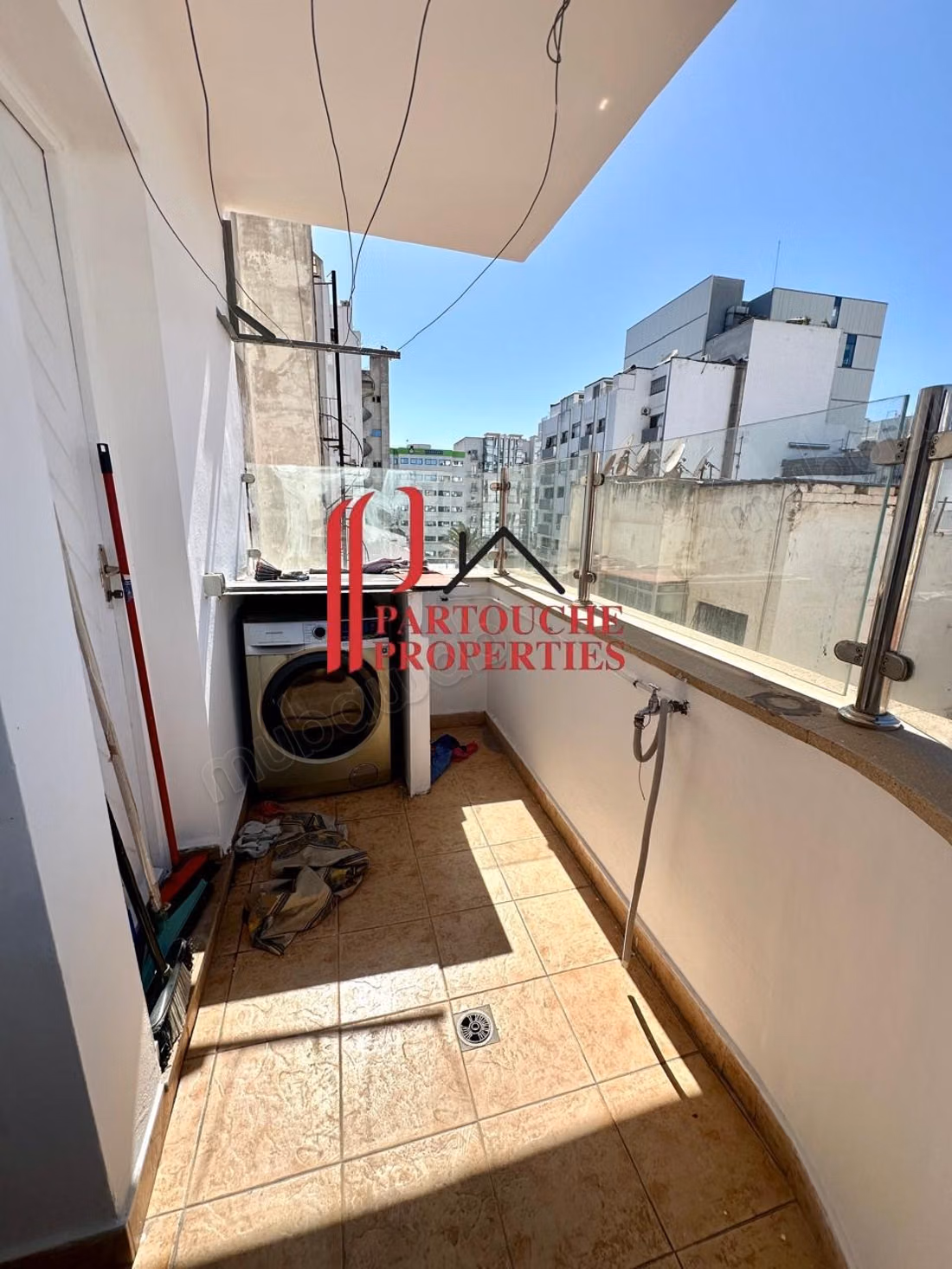 3 camere da letto con stanza personale. Arredato 220m² Gauthier terrazza