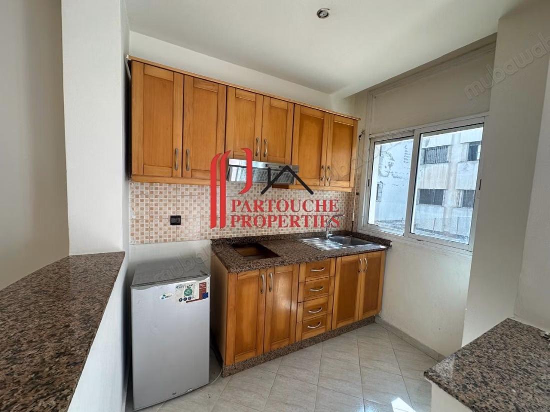 Studio loft VIDE balcon plein sud 3900dhs