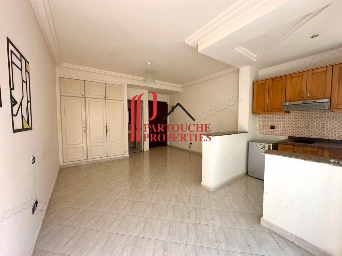 Studio loft VIDE balcon plein sud 3900dhs