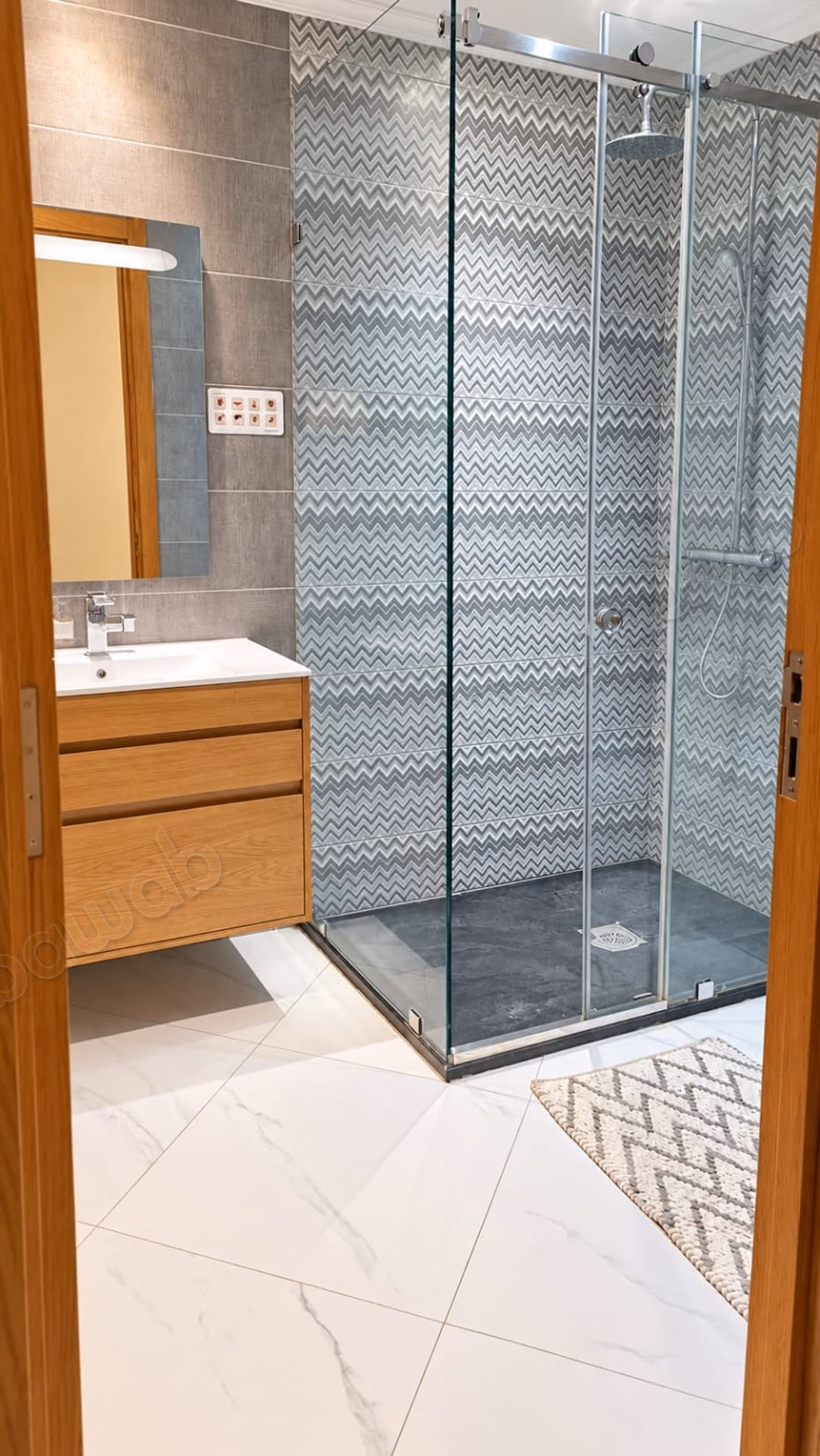 Appartement vide à louer à Haut Founty – 180 m²