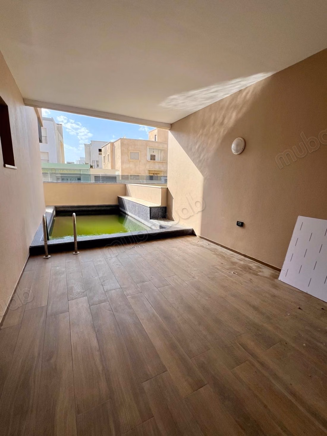 In affitto S2 con piscina nei Giardini di Cartagine