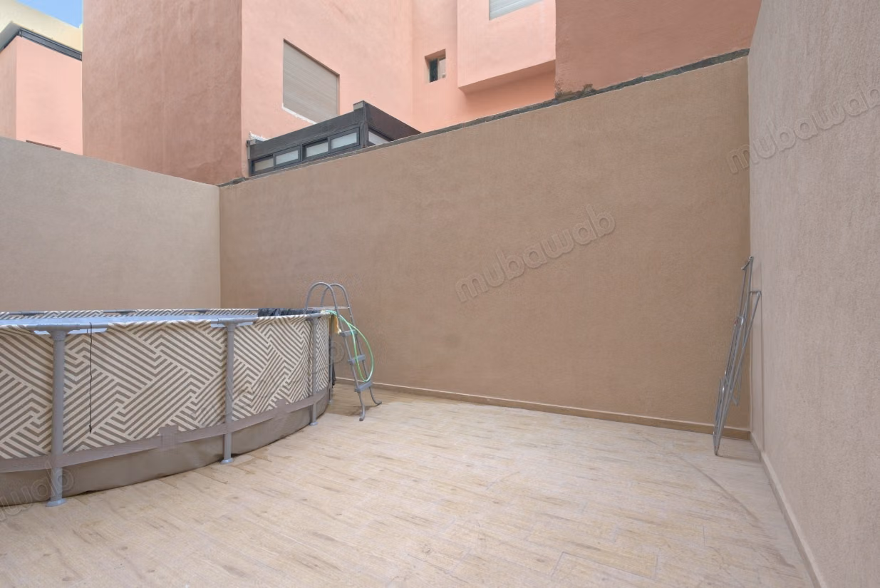 Duplex à louer · 3 ch · 82 m² · Hay Charaf