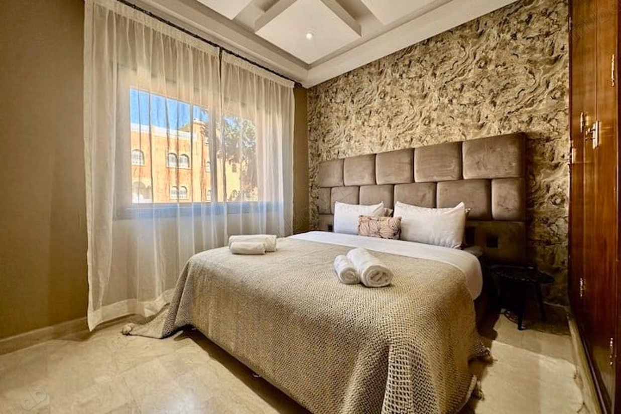 À louer: Grand appartement 2 ch / route d'ourika