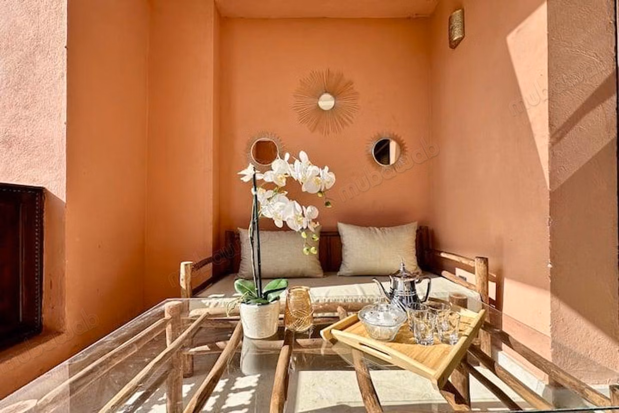 À louer: Grand appartement 2 ch / route d'ourika