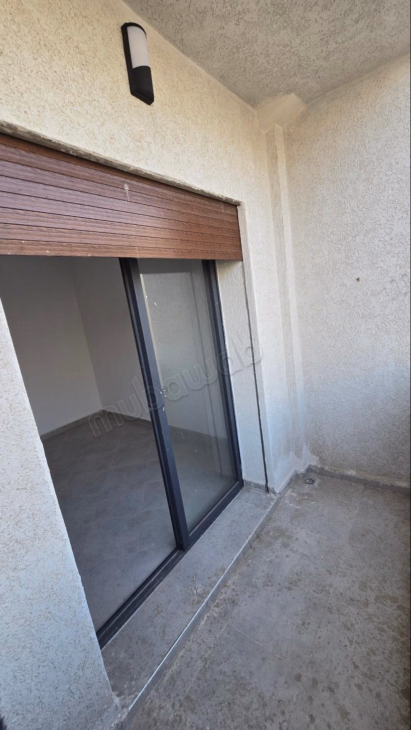 Apartamento en venta en Martil. 2 hermosas habitaciones. Jardín y terraza