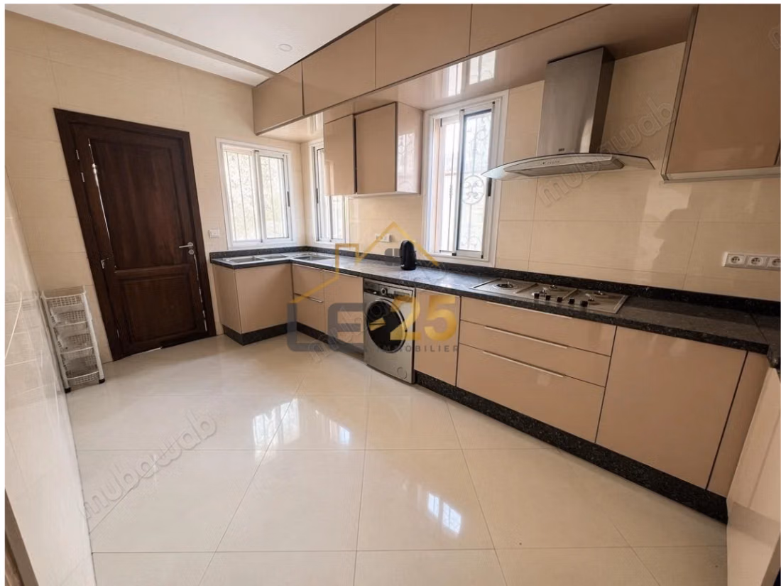 Villa de 4 Fachadas en el Boulevard Mohammed VI
