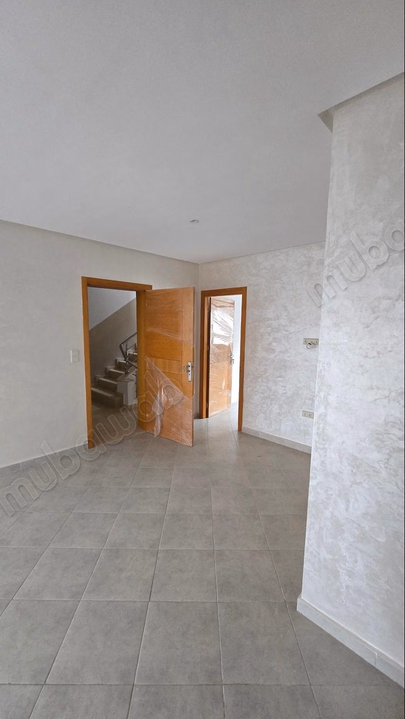 Appartement en vente à Martil. Surface de 82 m². Avec ascenseur et terrasse