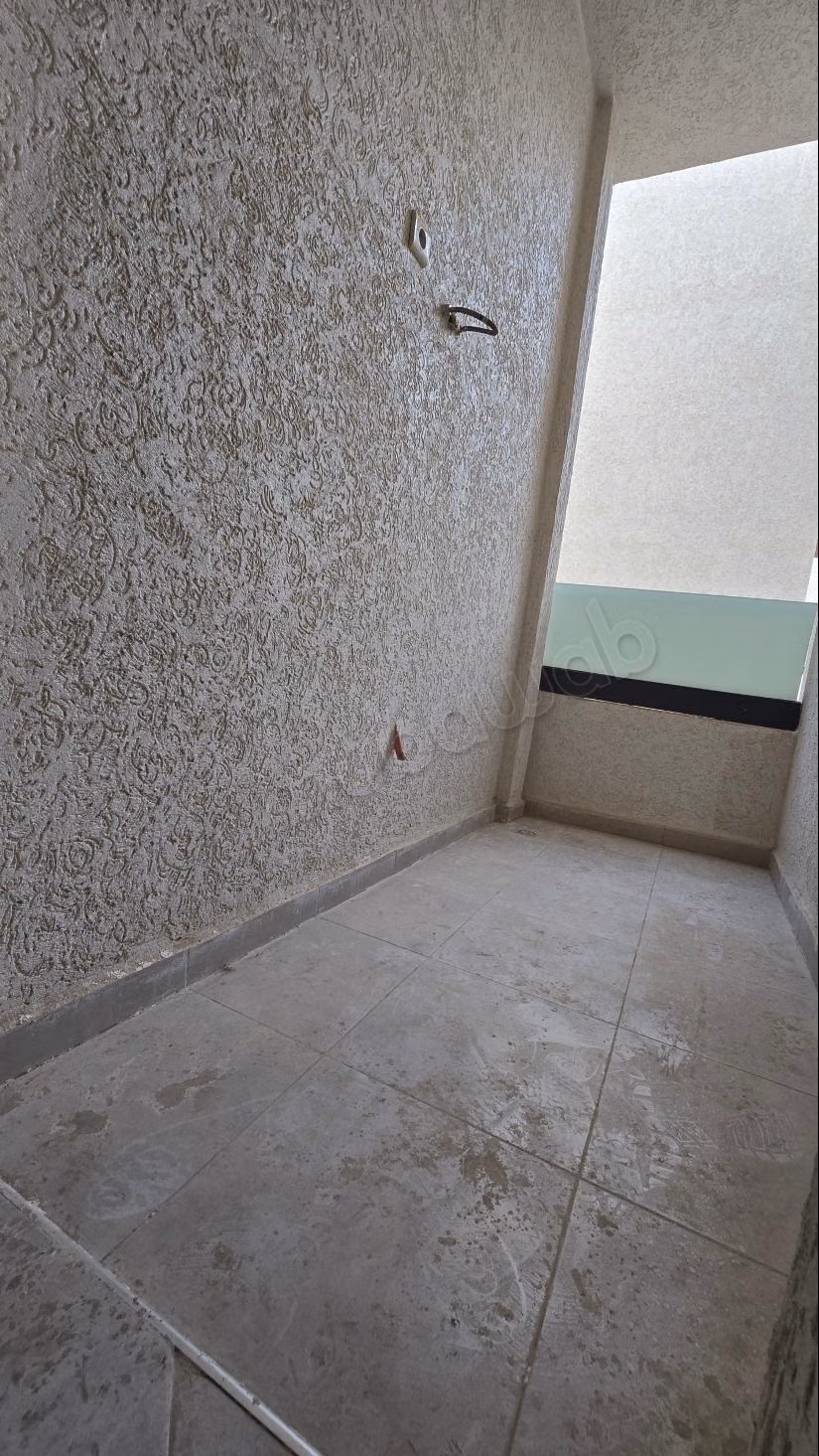 Appartement en vente à Martil. Surface de 82 m². Avec ascenseur et terrasse