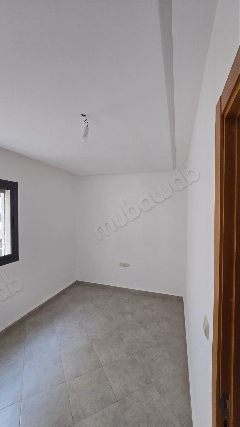 Appartement en vente à Martil. Surface de 82 m². Avec ascenseur et terrasse