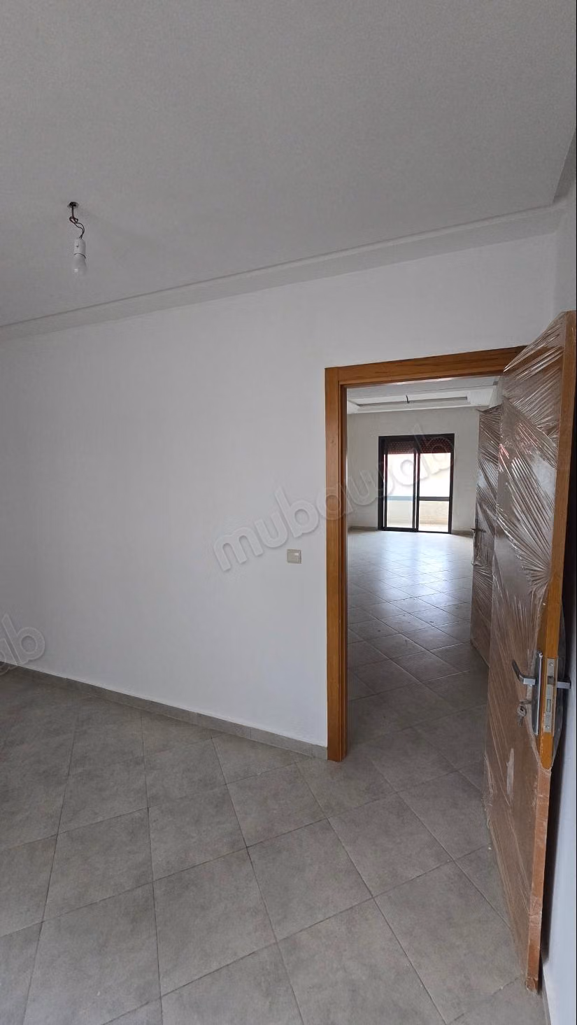 Appartement en vente à Martil. Surface de 82 m². Avec ascenseur et terrasse
